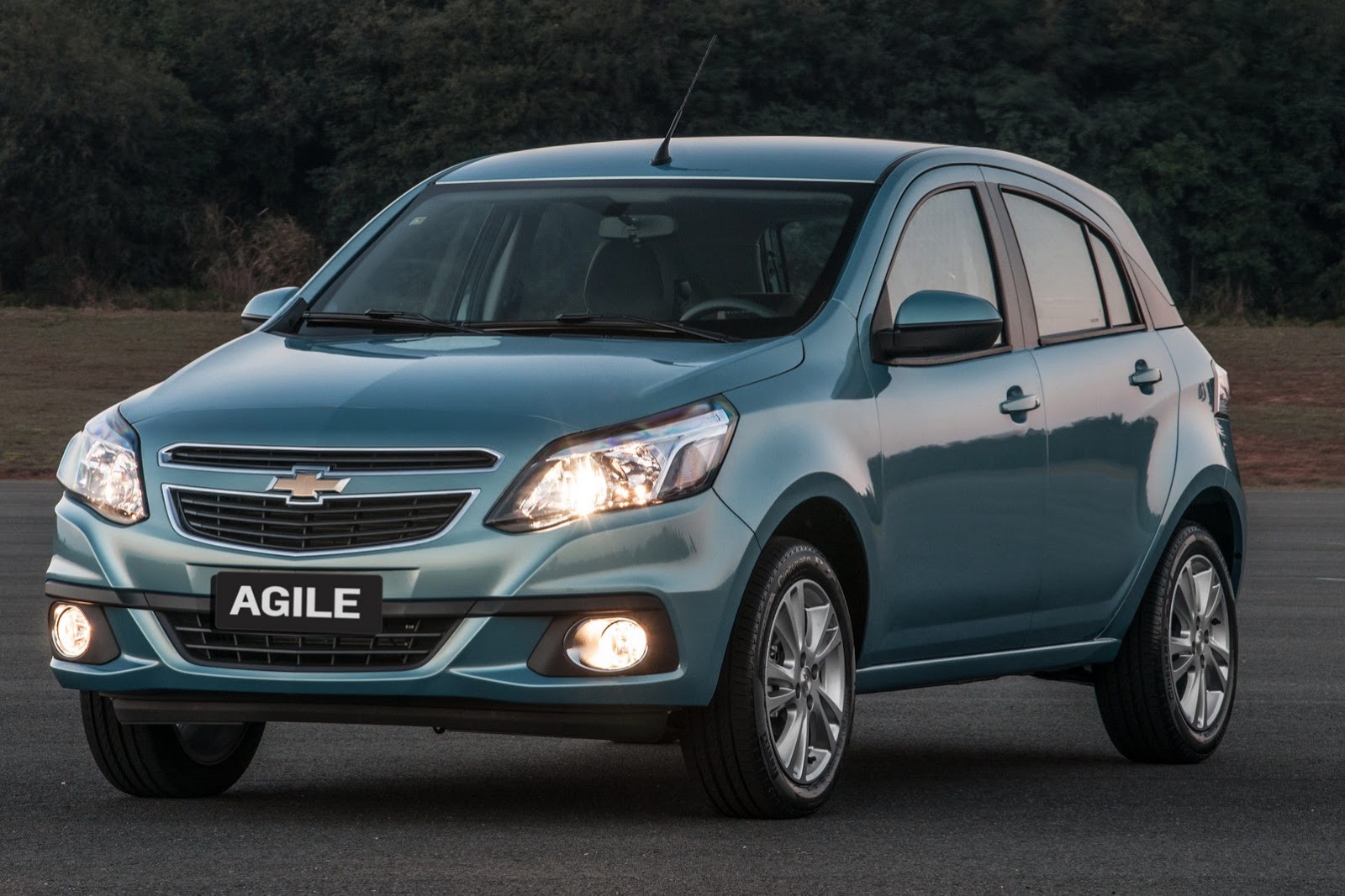 [2014-Chevrolet-Agile-70%255B2%255D.jpg]