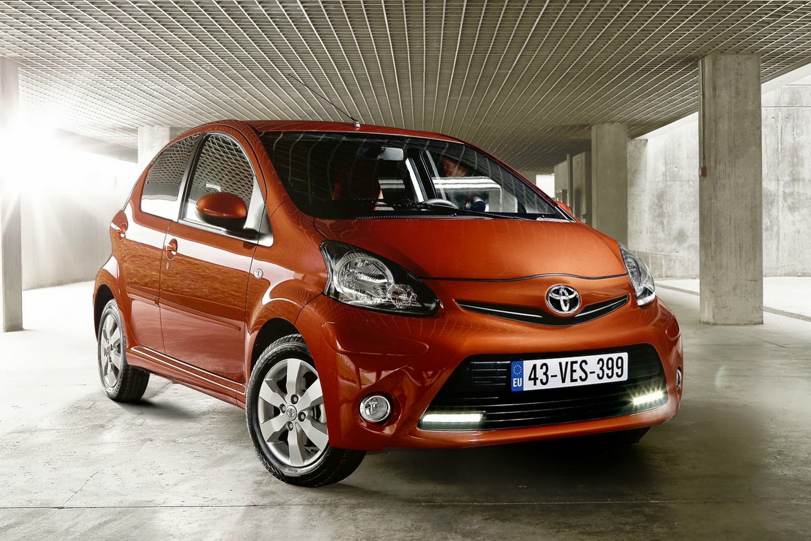 [2012-Toyota-Aygo-1%255B2%255D.jpg]