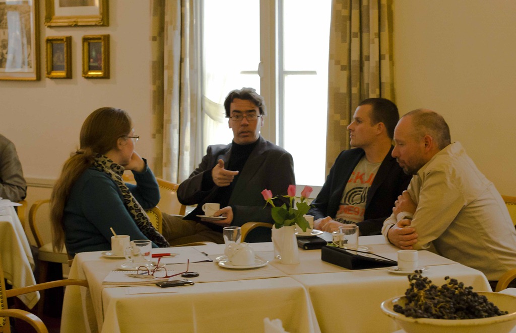 [_aaingmarcs%255B5%255D.jpg]