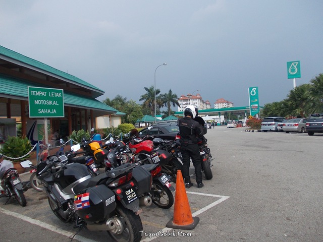 [DSCN07372.jpg]