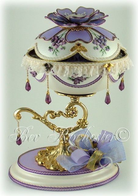 [Bev-Rochester-Lilac-and-Lavender-Faberge-egg-2%255B2%255D.jpg]