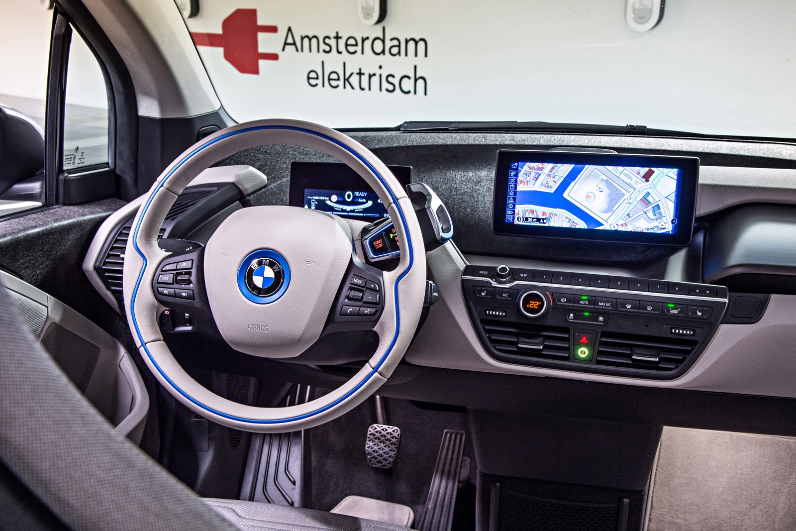[2014-BMW-i3-16%255B2%255D.jpg]