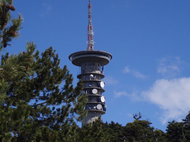 Κέντρο Εκπομπής Πάρνηθας_2.jpg