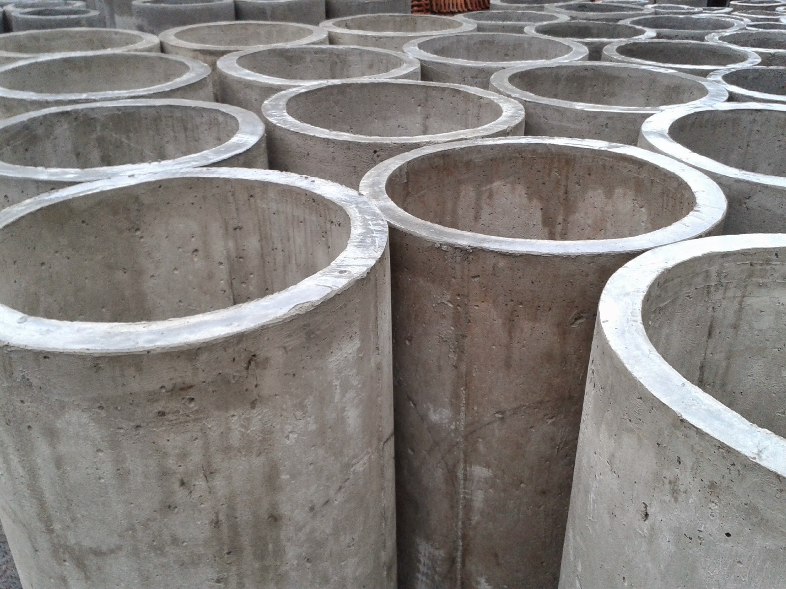 Catetan: Buis beton (gorong-gorong)
