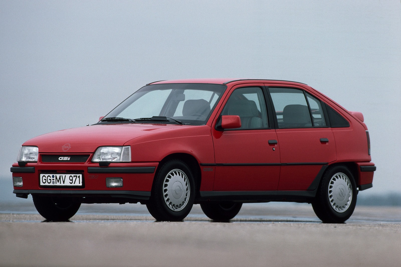 [12-Opel-Kadett-GSI-10812%255B7%255D.jpg]