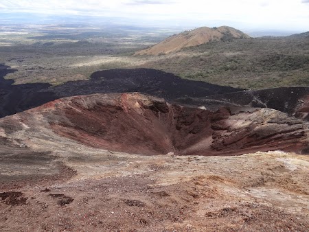 23. Crater Cerro Negro.JPG