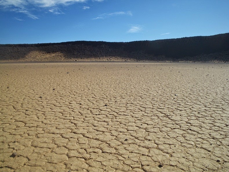 amguid-crater-2