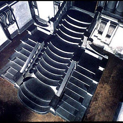 06 - Miguel Angel - Escalera de la Biblioteca Laurenciana de Florencia