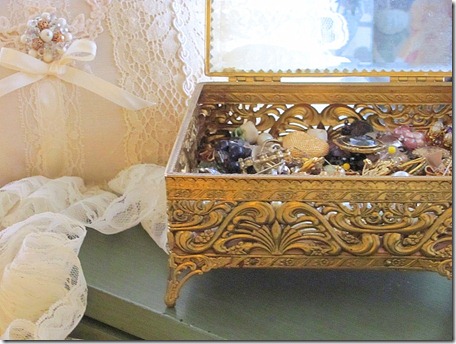 old jewelry box