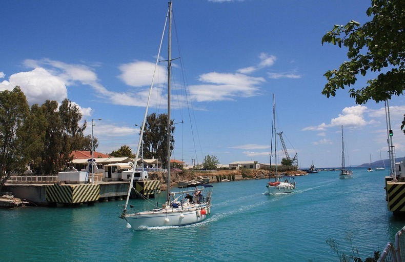 corinth-canal-submersible bridge-2