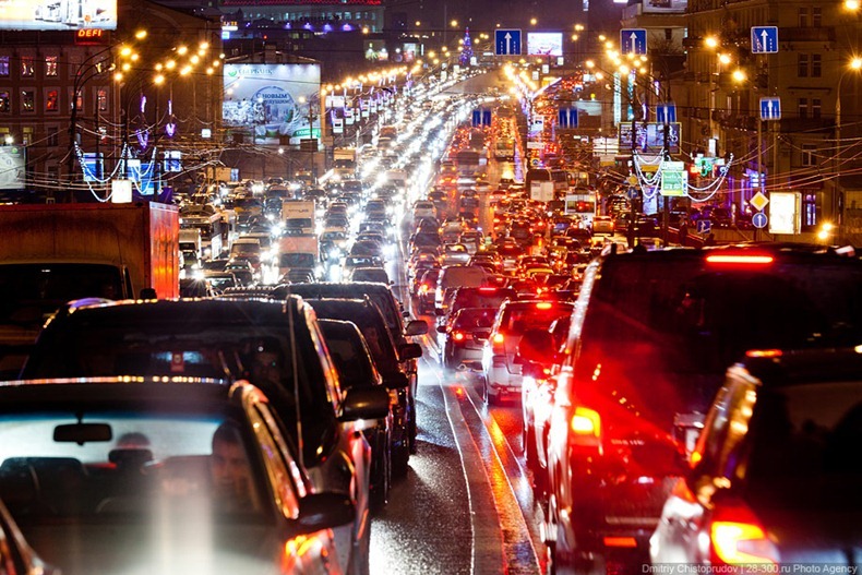 moscow-traffic-jam-15