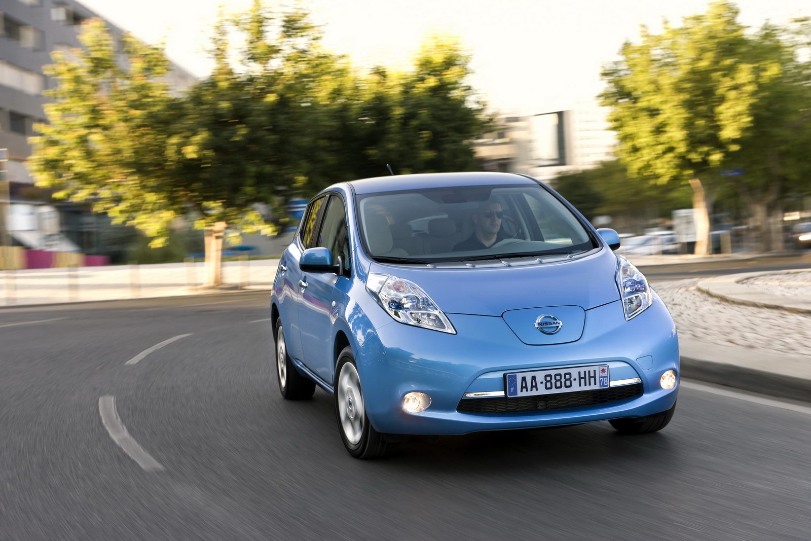 Number of nissan leafs sold #2