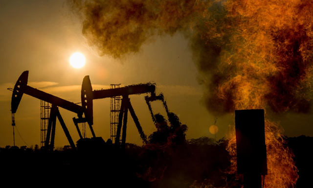 An oil field in North Dakota, US. Photo: Les Stone / Corbis