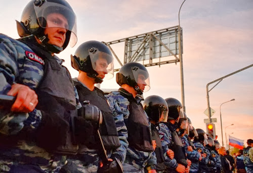 Фотографии беспорядков в Бирюлево