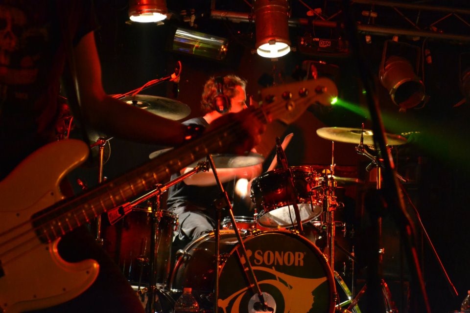 [156534_10150745825820812_621230811_10185034_1467676379_n%255B5%255D.jpg]