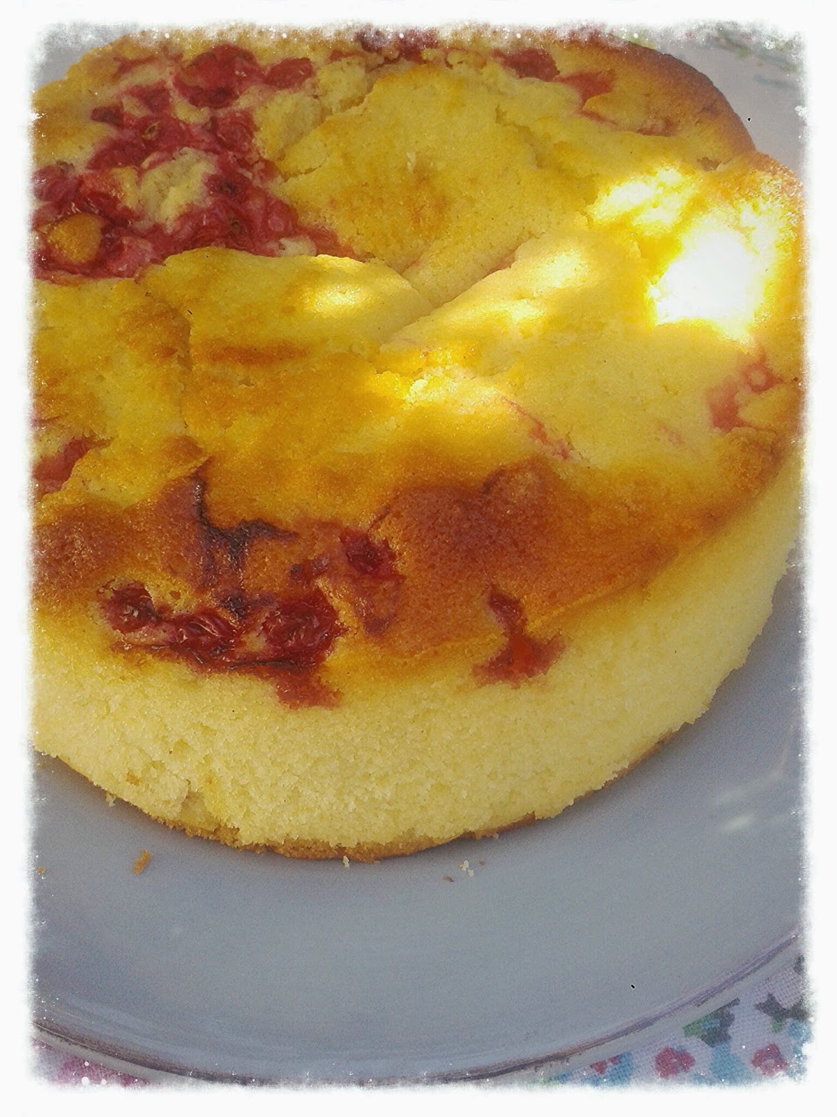 Kein Kuchen ist auch keine Lösung: Johannisbeer-Buttermilch-Kuchen