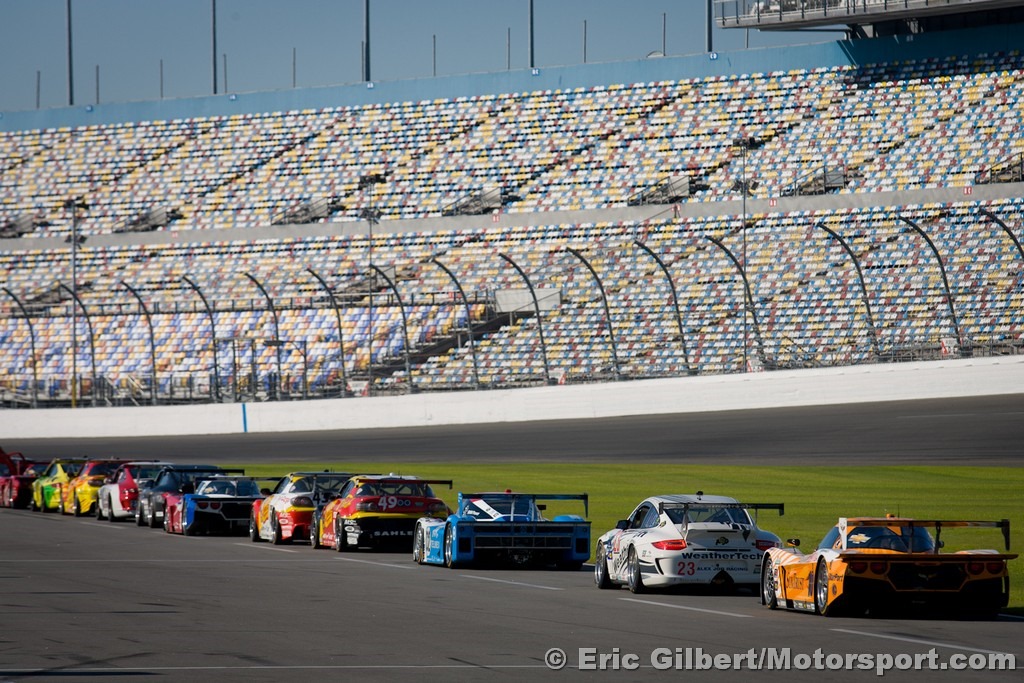 [11_GA_Roar_Daytona_field%255B3%255D.jpg]