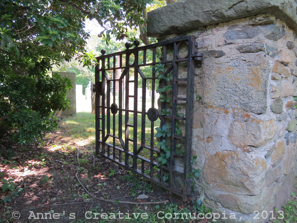 cemetery gates clipart - photo #24