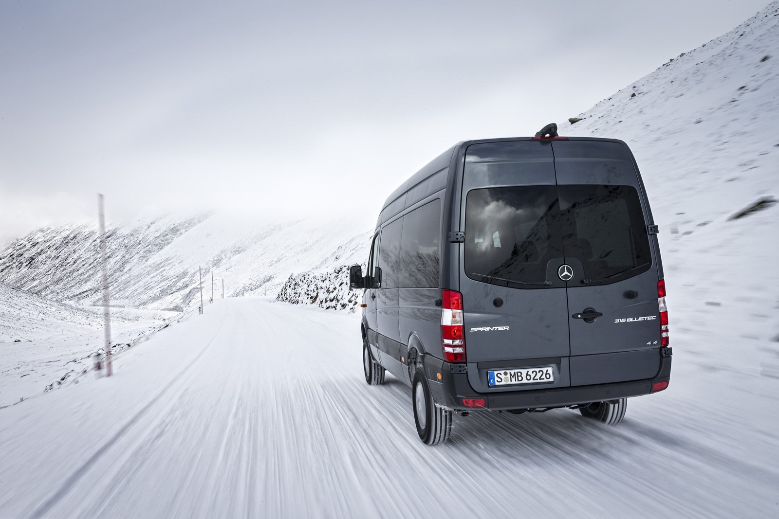[Mercedes-Benz-Sprinter-4x4-56%255B2%255D.jpg]