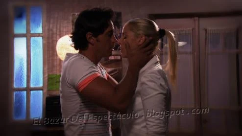 Victoria y Marcos 5.png