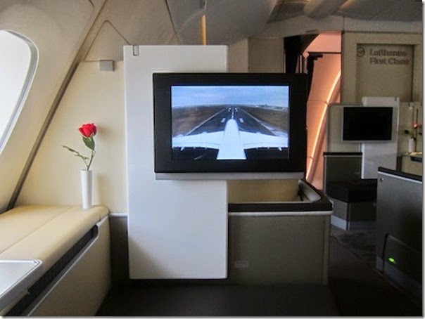 Lufthansa 12