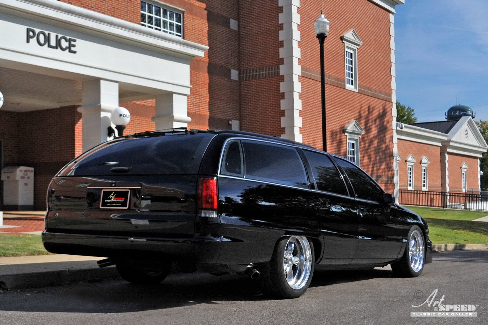[Oldsomobile-Custom%2520Cruiser-Wagon-26%255B5%255D.jpg]