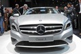 2013-Mercedes-A-Class-hatch-10