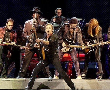 [Bruce-Springsteen-and-the-E-Street-Band%255B4%255D.jpg]