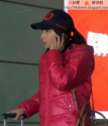 郭晶晶撇霍啟剛獨自回京過聖誕 黑臉愁雲密布