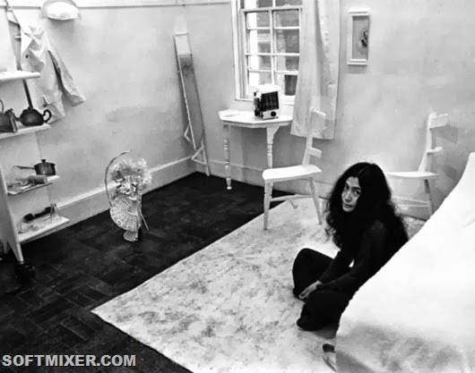 Yoko-Ono-nella-Half-Room-alla-Lisson-Gallery-di-Londra-1967_main_image_object