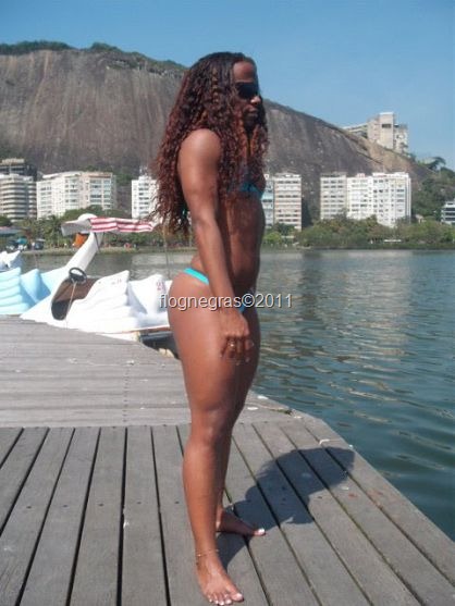 [bela%2520negra%2520%252839%2529%255B5%255D.jpg]