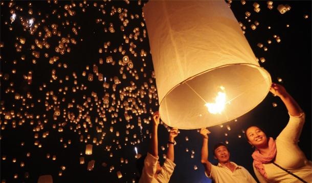 [celebration-of-yi-peng-lantern-festival-chiang-mai-thailand%255B4%255D.jpg]