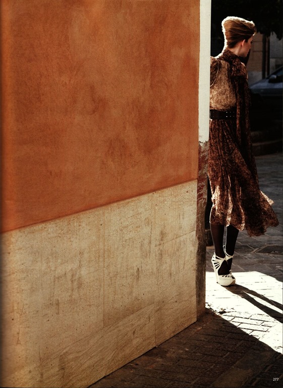 [vogue-germany-november-2008-bella-figura-alexi-lubomirski-4%255B4%255D.jpg]