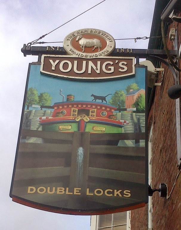 [double-locks-pub-sign5.jpg]