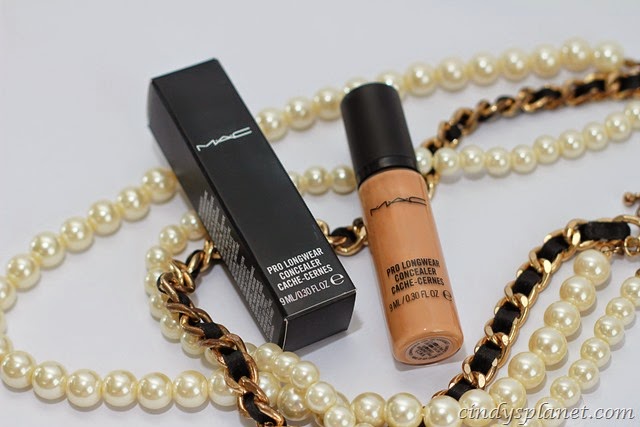 [MAC%2520Pro%2520Longwear%2520Concealer%2520review%25205%255B5%255D.jpg.webp]