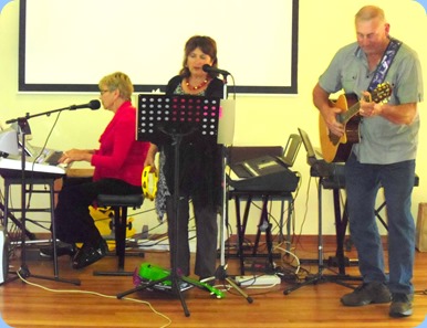Carole Littlejohn, Janice, Kevin Johnston playing as a trio.