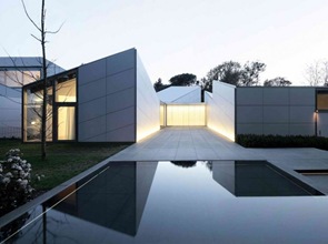 casa con piscina barcelona