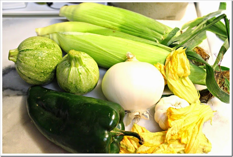 ingredients needed to make sopa de verduras 