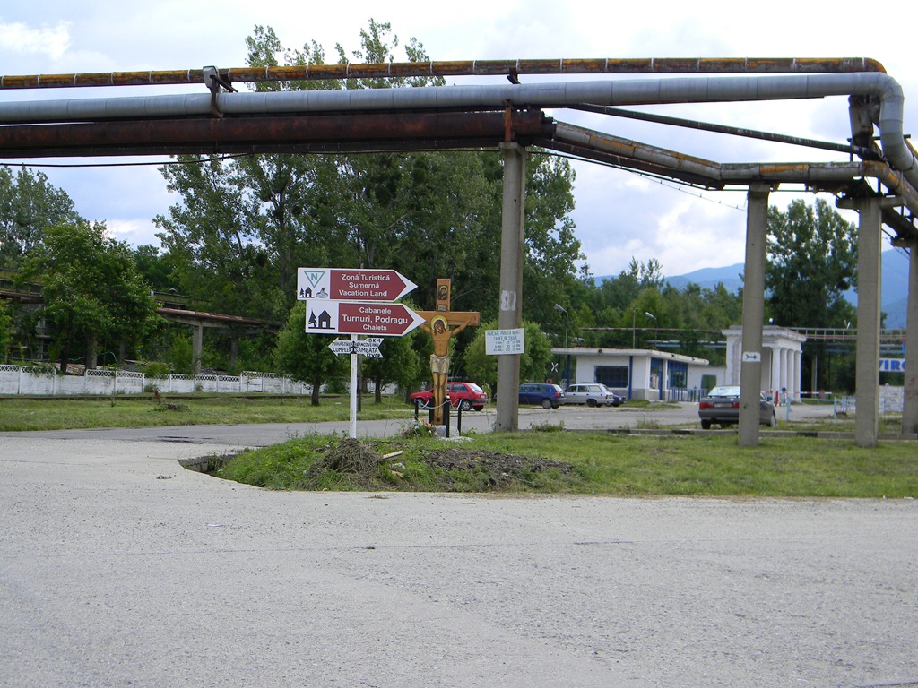 [DSCN68813.jpg]