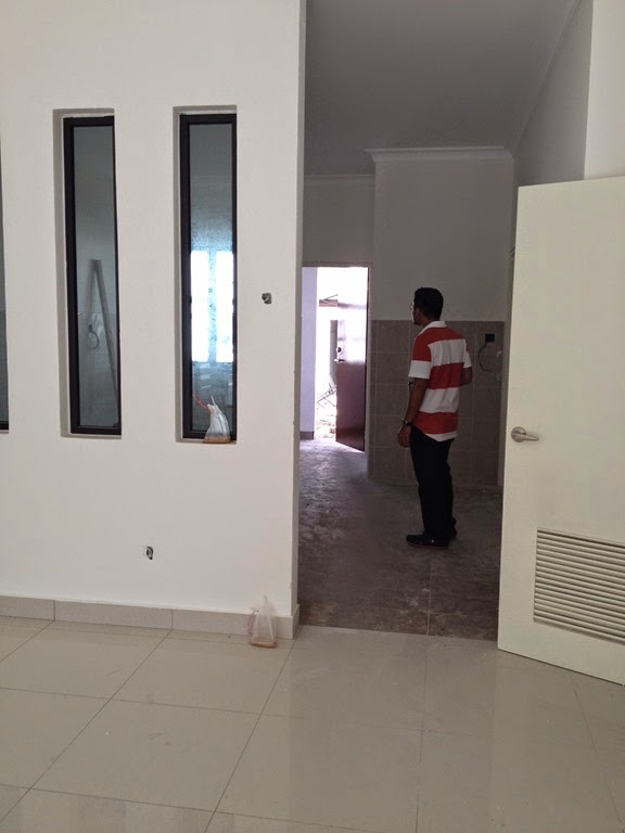 Hy Me Renovation In Progress Nak Luaskan Dapur Sebab Letak Island Kat Tengah Dinding Bilik Dipecahkan Kalau Tak Pecah Laluan Jadi Sempit Sikit Dan Terganggu Ada