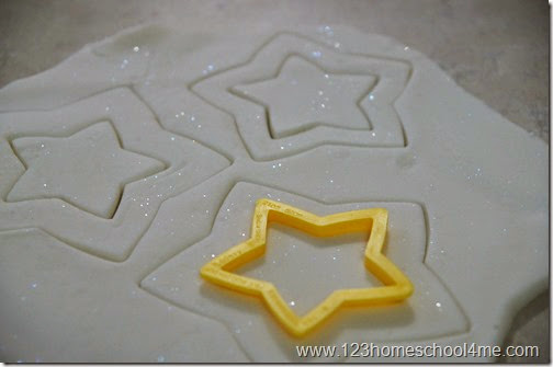 Homemade White Clay for Chrsitmas Ornaments Homemade White Clay for Chrsitmas Ornaments