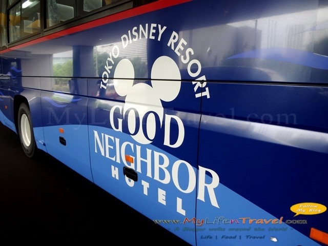Disney Free shuttle bus
