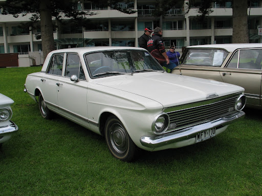 Help to identify TD cortina V8