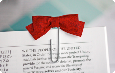 red-bow-paperclip