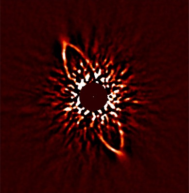 anel de poeira ao redor da estrela  HR 4796A