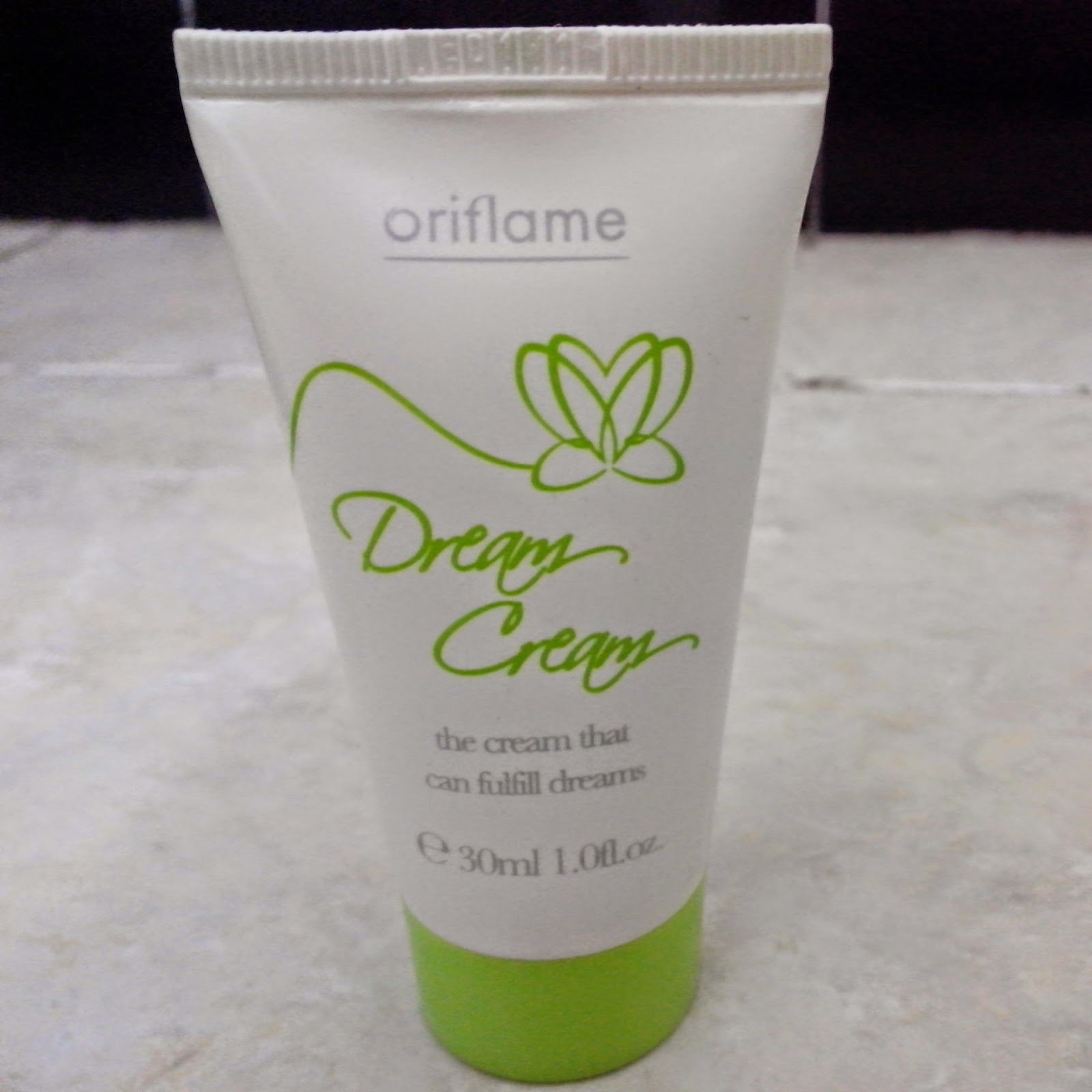 Ekspresi Kecantikan Alami Oriflame Dream Cream Review
