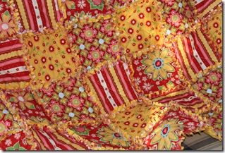 Rag Quilt Yellow and Red 020