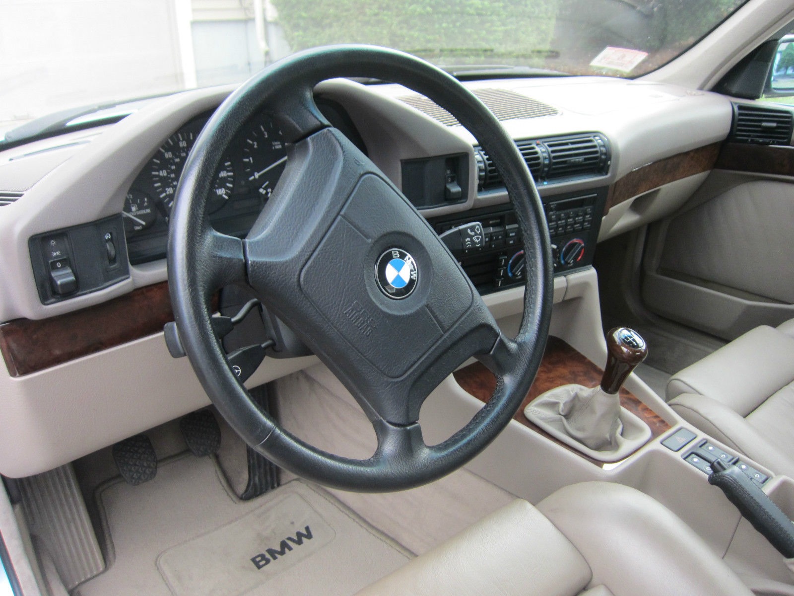[1995-BMW-540i-5Manual%255B5%255D.jpg]