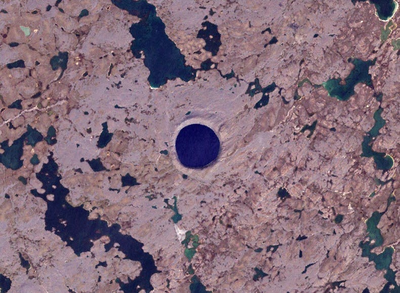 pingualuit-crater-5