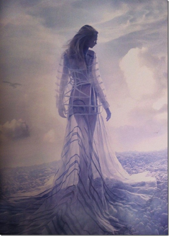 vogue-nippon-dec2011-1
